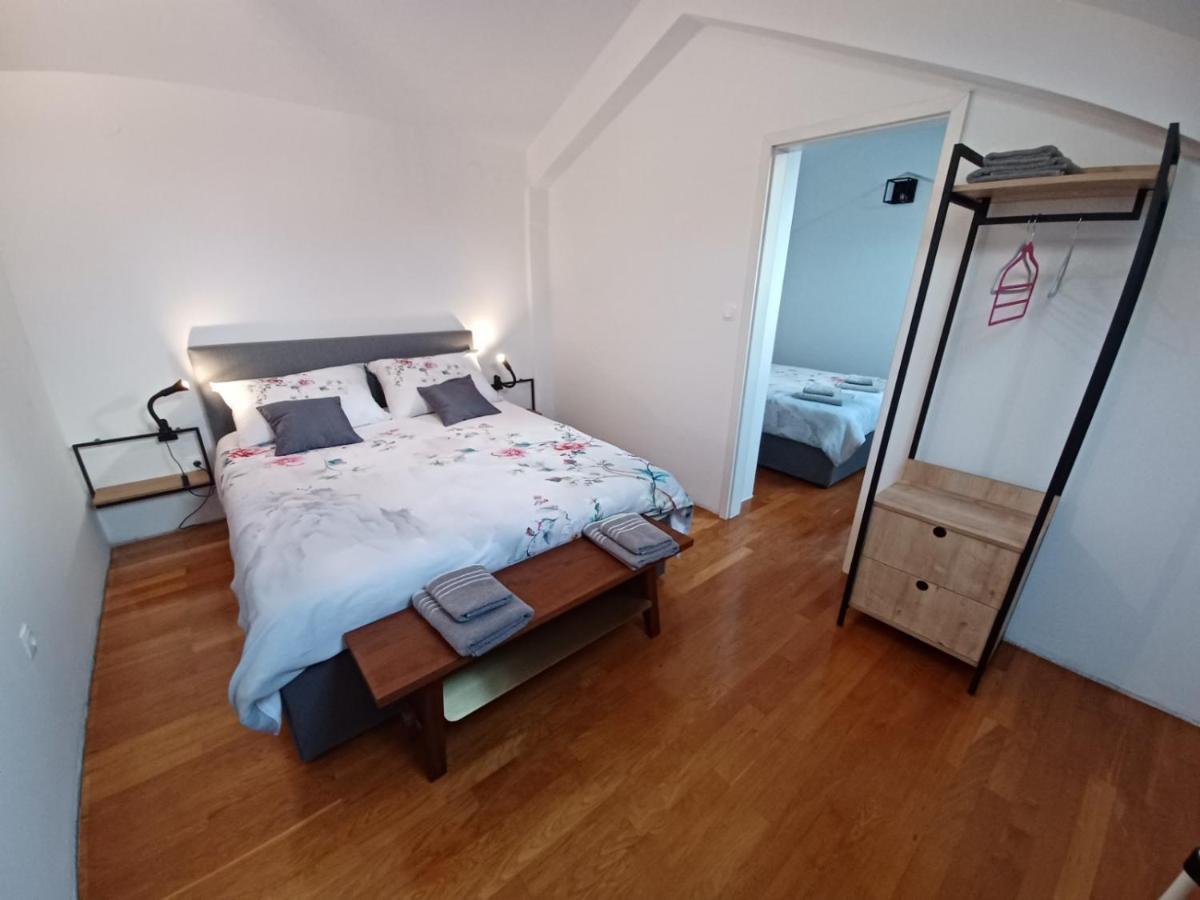 Stunning New Apartment In Centre Of Buzet Kültér fotó